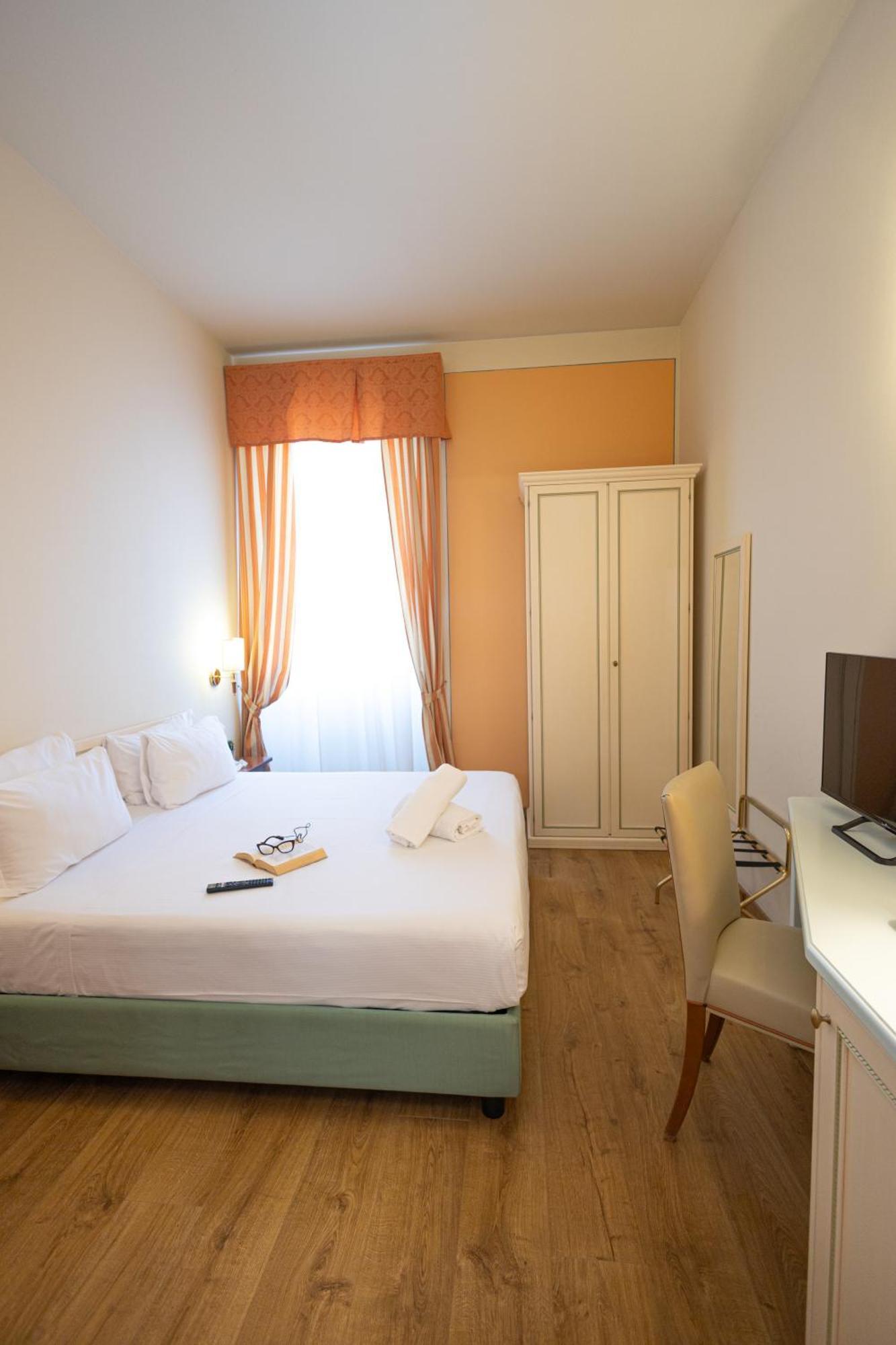 Pallanza By Lvg Collection Hotel